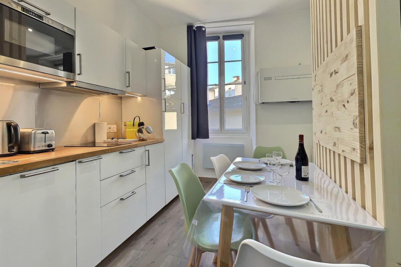 Apartment Le Palais Des Papes - Avignonsmile Avignon